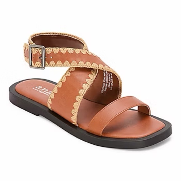 a.n.a Shoes - Ana Strap Sandals in Cognac
